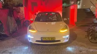 Tesla LightShow - טסלה מופע אורות