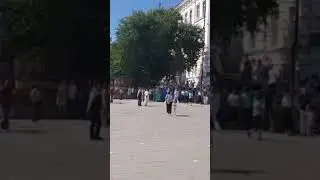 А тем временем на Советской проходит мероприятие"Большая свадьба Оренбуржья"
