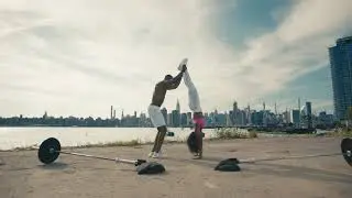 Partner workout: advanced calisthenics