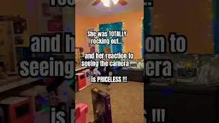 Girl Caught Singing…and Reaction Is PRICELESS 😁🤣🤩 #shorts #sabrinacarpenter #caughtoncamera