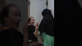 TUKANG PIJAT WARIA 