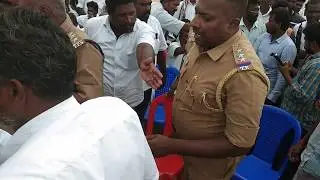 செட்டிகுளம் ஆலோசனைக் கூட்டத்தில் காவல்துறையுடன் மோதல்