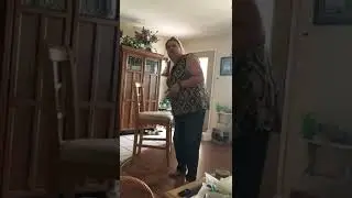 Comedian Christine Samples has Story Time! - BANANA