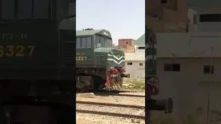 Train Rewana ho gi #railway #pakistanrailwaystation