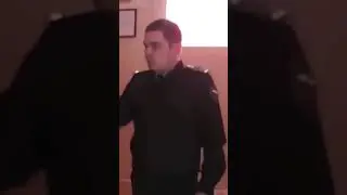 Полицейский, прослезился или работает Управление Экономической Безопасности