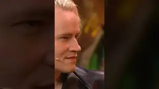 Shaman танцует под песню «Пошёл налево» 
