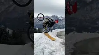 Hospitalflip🏥 