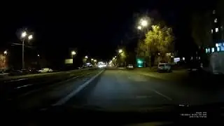 Мальчик бросился под колеса