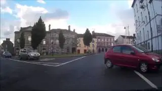 Car pulls out of junction without giving way
