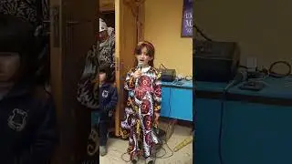 Bu qizcha hammani yig'latdi
