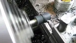 Токарное обтачивание резины резцом из быстрореза