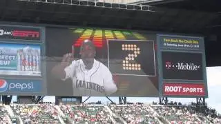 Yankees @ Mariners—Mariano Rivera enters