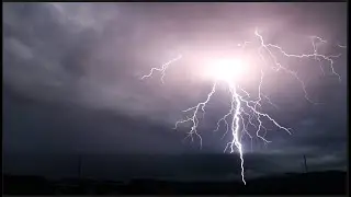 Incredible severe lightning and storm structure
