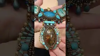 Колье "В стране чудес"