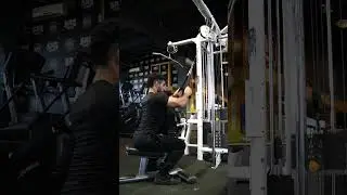 Master the Pull Down: Perfect Form 💪🏋️ #fitness