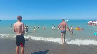 Лазаревское на пляже