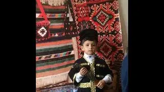 video blogger Huseyn