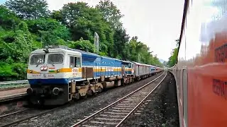 MANDOVI meeting MANDOVI || Madgaon bound Mandovi Express meeting CSMT bound Mandovi Express.