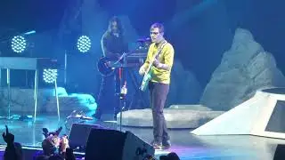 Weezer - Buddy Holly @ MSG, NYC 09-11-2024