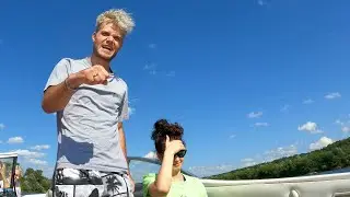 Дача, Катер, Вейк, Друзья
