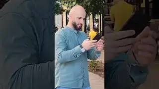 На съёмках клипа.