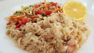 Rice with canned tuna.