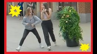 Proper SCREAMS, proper fun, proper job. Bushman Prank.