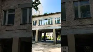 Тольятти. Двор с арками и заброшенный дом рядом с ТГУ #тлт #туризм #tlt #заброшка #тольяттинцы #вау