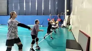 Волейбол во Дворце спорта Надежда