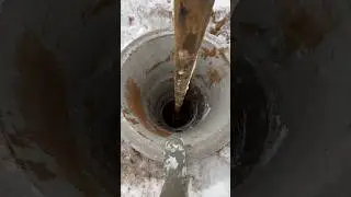 Проходим плывун при помощи ковшебура  Бурение колодцев