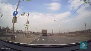 Самосвал прижал легковую