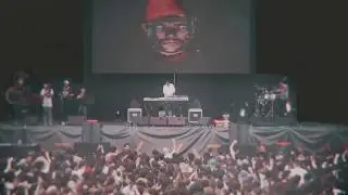 Hey! Douglas (Live) - Enter The Music Festival