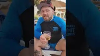 Я лежу на хирургическом столе пластом....