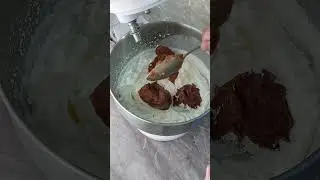Мороженое из 2 ингредиентов за 5 минут.