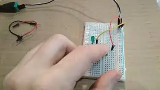 Manual start of the green LED. LED blinking.