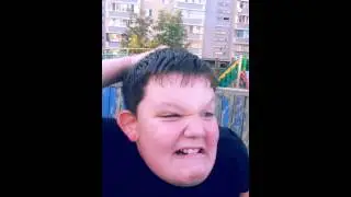 Пацан под спайсом:D