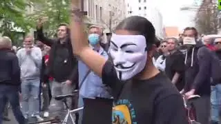 Berlin Koronavirüs önlemleri protestosunda gözaltı