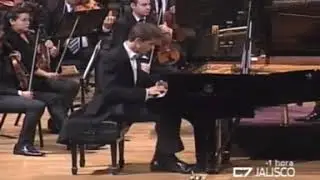 Vladimir Petrov: S. Rachmaninov - Piano Concerto No.2 in C minor, Op. 18
