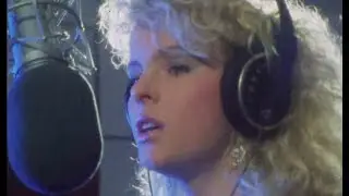 Iveta Bartošová - Dva roky prázdnin (klip) (1988)