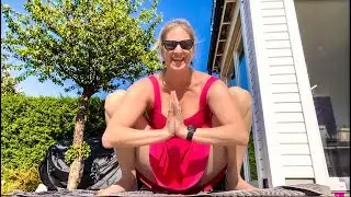 YOGA CLASS! Day 1618 of yoga and gratefulness