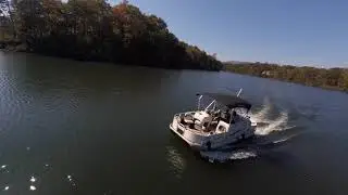 pontoon