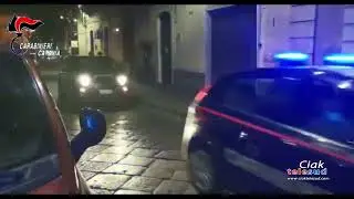 A Biancavilla, nel fine settimana, maxirissa davanti una panineria. 15 i giovani denunciati, tra lor