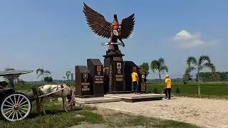 Megahnya Patung Garuda Pancasila di Wonosari Puger