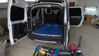 Шумоизоляция багажника Lada Largus в максимальном варианте.