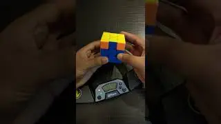 How i Solve Rubik's Cube in 30 Seconds 