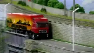 UK MODEL RAILWAY  Tony,s Trains &  FALLER ROADWAY.