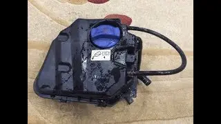 Опрессовка расширительного бачка Audi Q7  7L0121407E