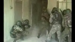 Вдруг как в сказке скрипнула дверь...