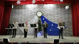 Один из номеров новогоднего концерта.