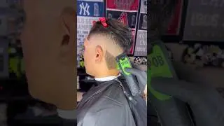 Last Touch ups on this Fade for a Clean Haircut #barber #fade #barberworld